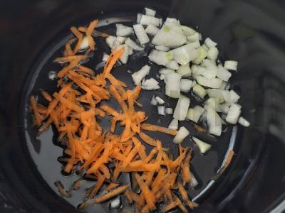 Kepenėlės sūrio padaže lėtoje viryklėje Žingsnis 1