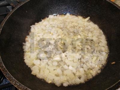 Vištiena su baltais pupelėmis grietinėlės padaže Žingsnis 2