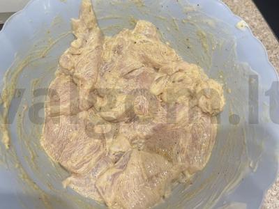 Vištienos filė su daržovėmis Žingsnis 1