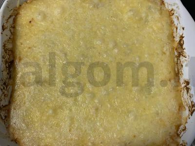 Vištienos ir grybų apkepas su sūrio kepure pagrindine nuotrauka