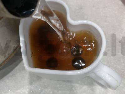 Arbata „Vaisinė“ su egzotiniu sultimis Žingsnis 4