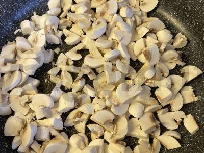 Salotas „Salchichon su grybais“ Žingsnis 2