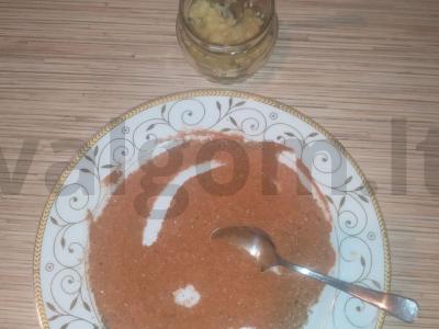 Aštri adžika iš sausų prieskonių Žingsnis 2