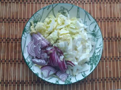 Salotas „Tris kopūstai“ Žingsnis 1