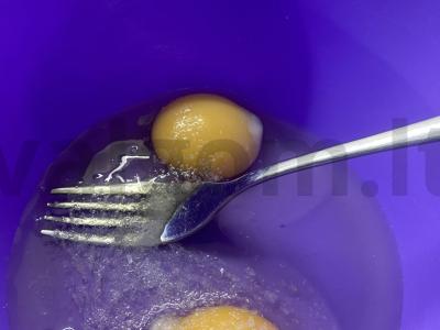 Žieminis pyragas su bulvių, jautienos ir sūrio įdaru Žingsnis 1