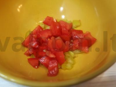 Salotos su dešrelėmis vakarienei Žingsnis 1