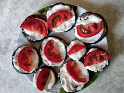 Sultingi baklažanai su pomidorais ir česnako padažu Žingsnis 8