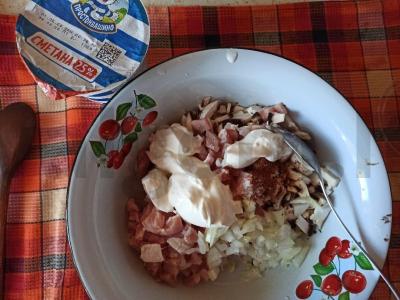 Smulkintas kiaulienos šnicelis su pievagrybiais Žingsnis 3