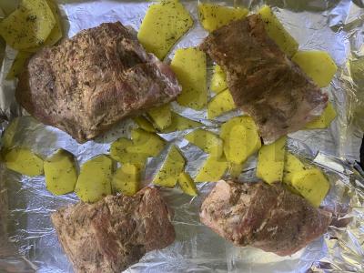 Sultingi kiaulienos šonkauliai adžikos ir grietinės marinate Žingsnis 5