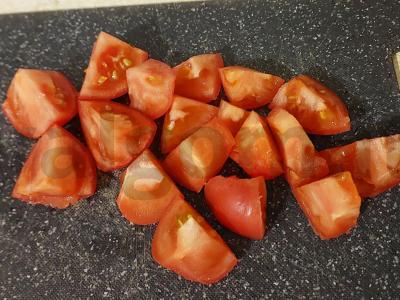 Pomidorai su česnaku Žingsnis 1