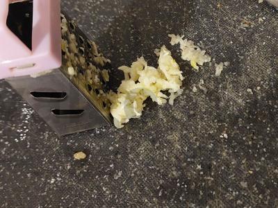 Pomidorai su česnaku Žingsnis 3