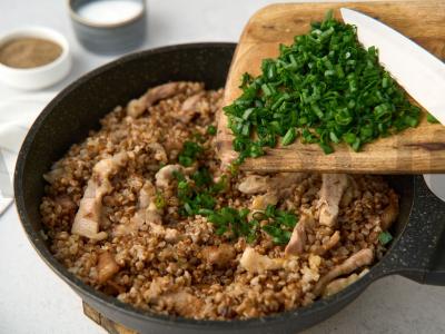 Grikių košė su kiauliena Žingsnis 5