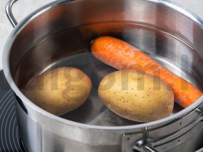 Naudingas olivje su avokadu ir graikišku jogurtu Žingsnis 1