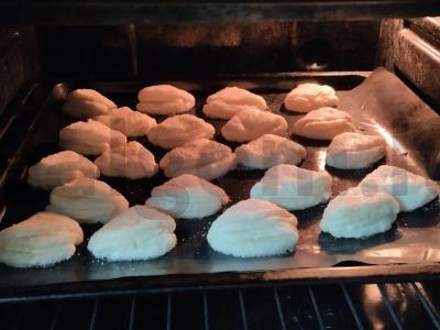 Varškės sausainiai su migdolais Žingsnis 8