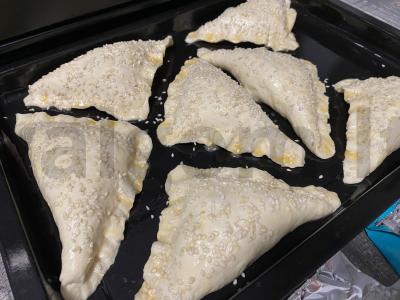 Samsa pagal rusų receptą su vištiena ir svogūnais Žingsnis 7