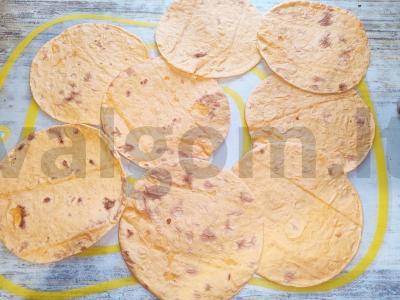 Tvarkingas lavašo sumuštinis per 10 minučių Žingsnis 1