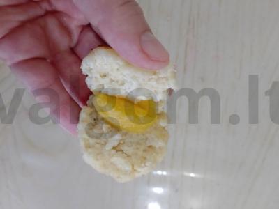 Varškės sūreliai su mango Žingsnis 2