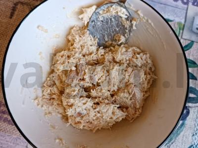 Greiti sumuštiniai su konservuotu tunu Žingsnis 3