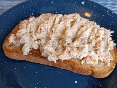 Greiti sumuštiniai su konservuotu tunu Žingsnis 5