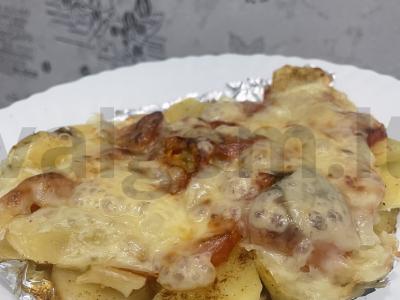 Bulvių apkepas su sūriu „Mendelson“ pagrindine nuotrauka