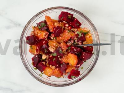 Citrusinė burokėlių salotos su sūriu Žingsnis 9