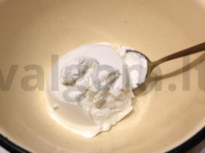 Tartaletės su rikota ir dešra Žingsnis 1