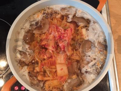 Aštrus „Kimchi“ sriuba Žingsnis 4