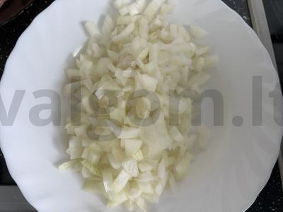 Lobio su kalakutiena, daržovėmis ir prieskoniais Žingsnis 3