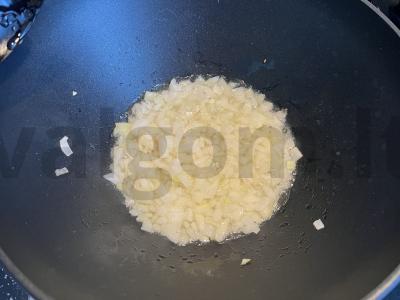 Lobio su kalakutiena, daržovėmis ir prieskoniais Žingsnis 8