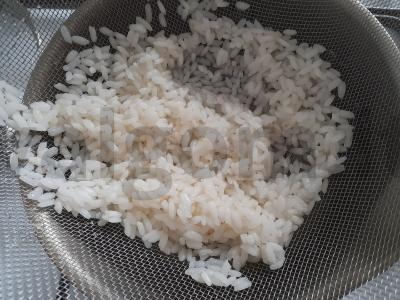 Vištienos faršo ežiukai su žolelėmis garuose Žingsnis 6