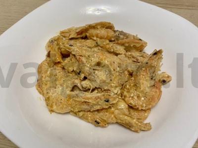 Krevetės grietinėlės ir česnako padaže pagrindine nuotrauka