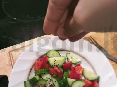 Daržovių salotas su chia sėklomis Žingsnis 5