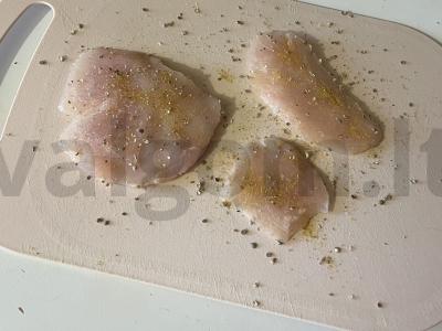 Vištienos kotletai su padažu Žingsnis 4