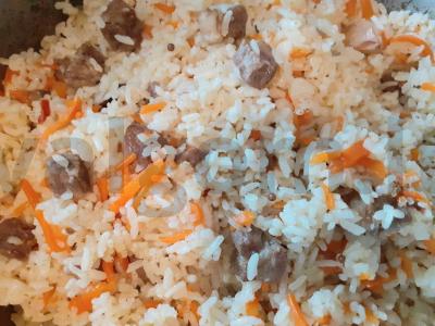 Ryžiai su kiauliena ir daržovėmis vakarienei Žingsnis 4