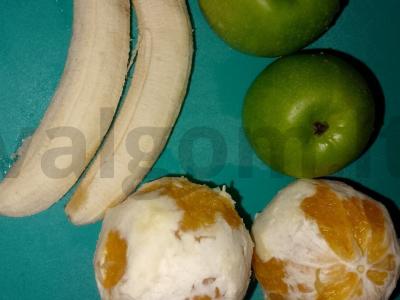 Vaisių salotos su jogurto padažu Žingsnis 1