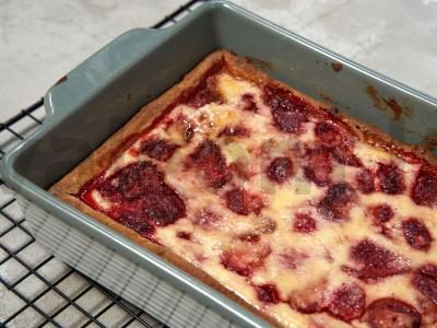 Užpiltinis pyragas su braškėmis Žingsnis 6