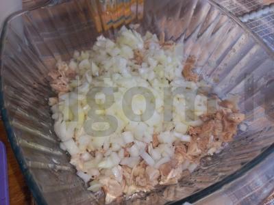 Salotas „Kapriz“ su vištiena ir sūriu Žingsnis 1