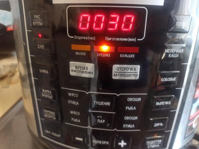 Sultinys su šonkauliais ir kiaušinių makaronais Žingsnis 5