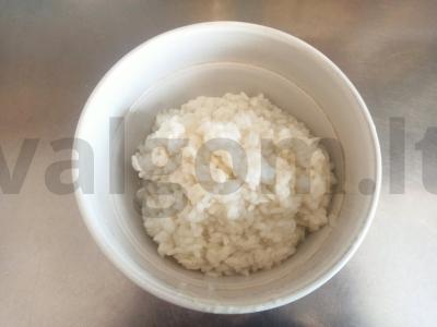 Ryžių onigiri su kiaušiniu ir sezamu Žingsnis 4