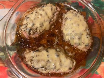 Vištienos filė po marinuotų grybų ir sūrio kepure Žingsnis 10