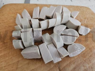 Žalias salotas su kiaušiniu ir dešrelėmis Žingsnis 3