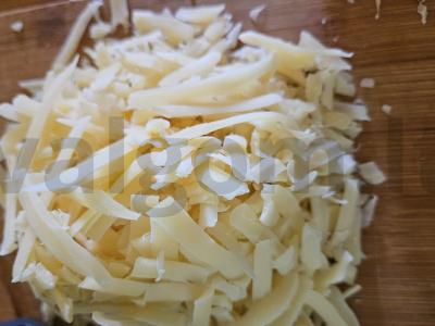 Skani pica su dešra ir daržovėmis Žingsnis 4