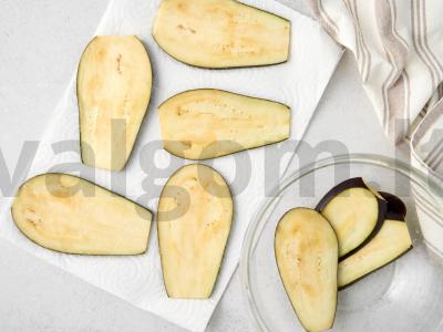 Baklažanų ritinėliai su sūriu Žingsnis 5