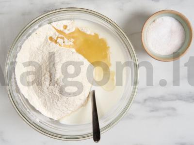 Pica „Salotas“ Žingsnis 1