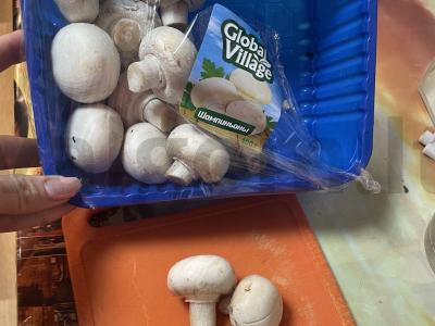 Makaronai su pienu ir sūriu Žingsnis 1