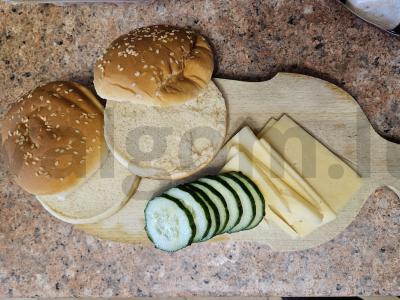 Burgeriai su grybų padažu Žingsnis 1