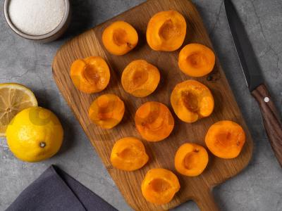 Paprastas abrikosų pyragas Žingsnis 6