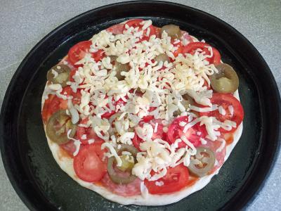 Pica su dešra, pomidoru ir marinuotais jalapeño Žingsnis 6