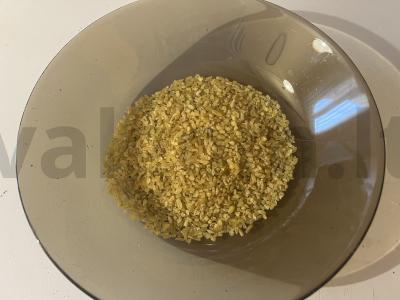 Vegetariška bulguro košė mikrobangų krosnelėje Žingsnis 1