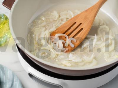 Vištienos kepenėlės su daržovėmis Žingsnis 2